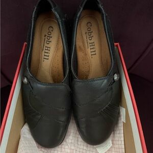Cobb Hill by New Balance Women's Black Leather Slip-On Loafer